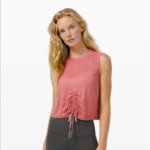 Lululemon cinch me up tank veil in cherry 4 NWT